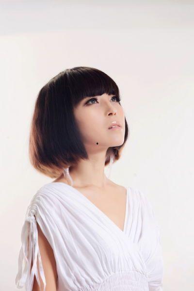 崔子格资料,音乐才女的多面人生